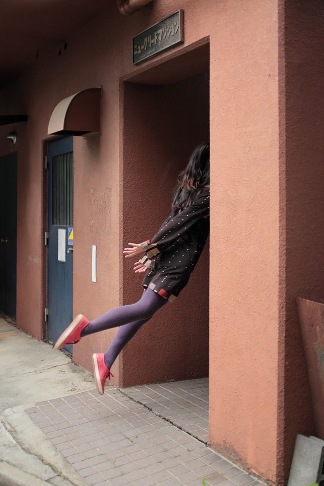 Levitation self portrait de Hayashi Natsumi