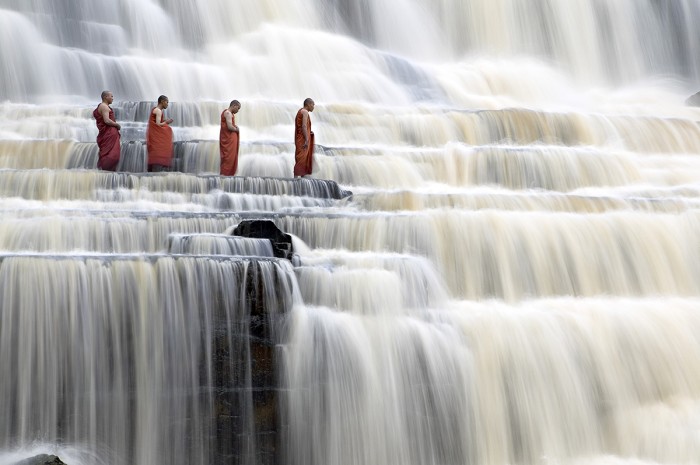 Monks in waterfall ©Dang Ngo