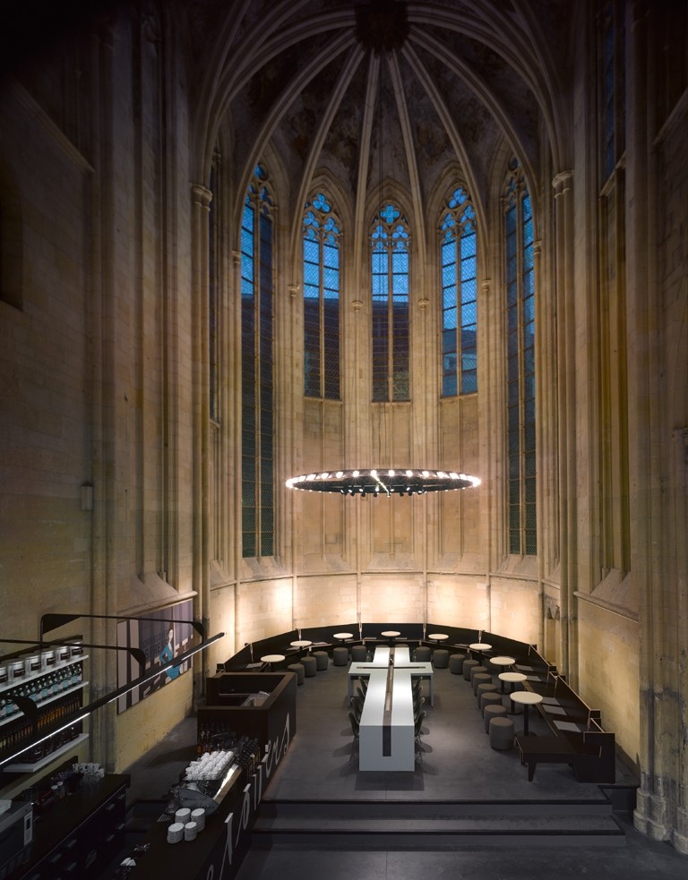 Intérieur de la librairie Selexyz Dominicanen dans l’église dominicaine de Maastricht, par Merkx + Girod (5/10)