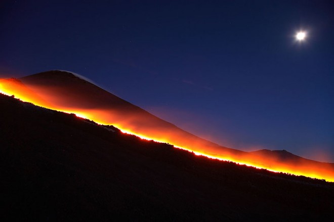 Etna - Lava River Under Full Moon - Martin Rietze